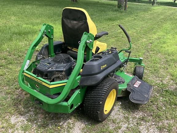 Image of John Deere Z735M equipment image 2
