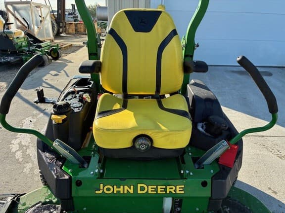 Image of John Deere Z740R equipment image 3