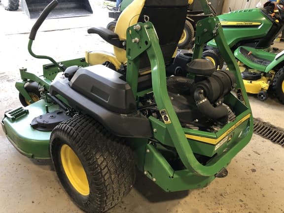 Image of John Deere Z740R equipment image 4