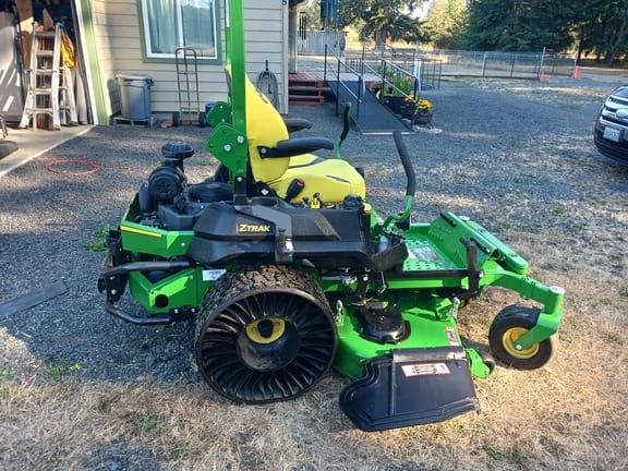 Main image John Deere Z740R