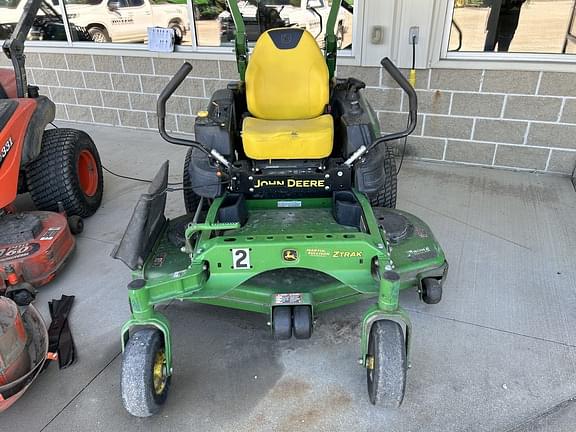 Image of John Deere Z915E equipment image 1