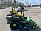 Thumbnail image John Deere Z915E 6