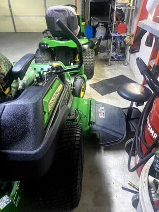 Image of John Deere Z915E equipment image 2