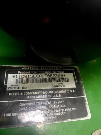 Image of John Deere Z915E equipment image 3