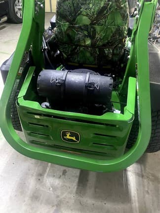 Image of John Deere Z915E equipment image 1