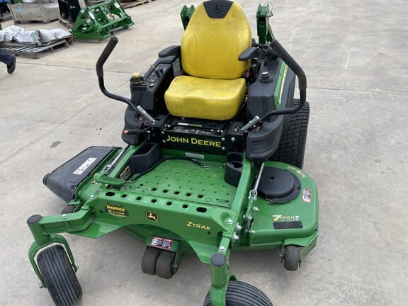 Main image John Deere Z915E