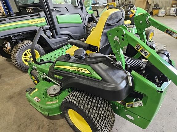 Image of John Deere Z915E equipment image 2