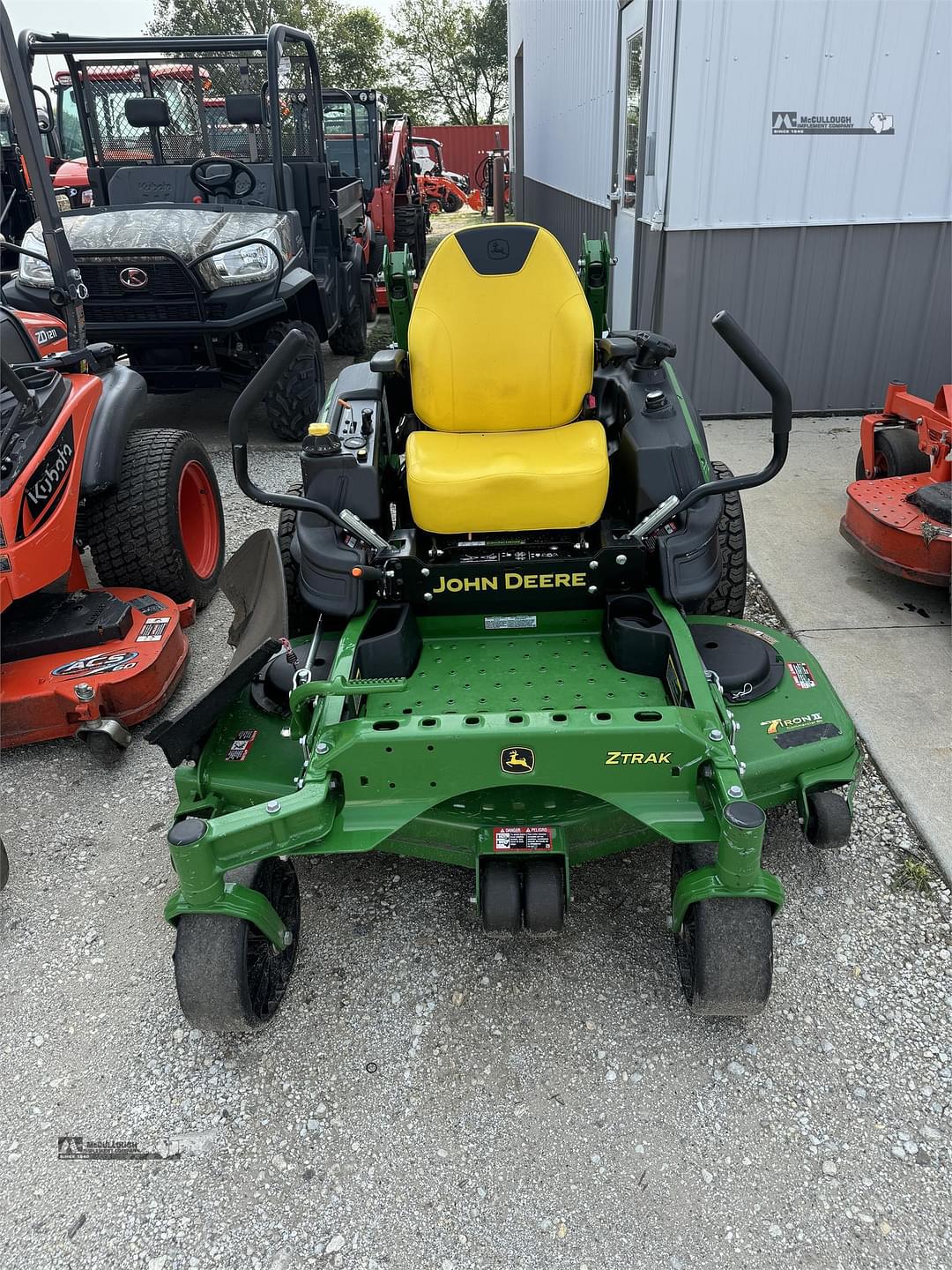 Image of John Deere Z915E Image 1