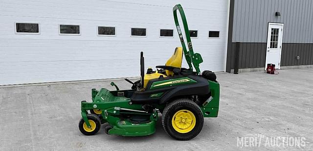 Image of John Deere Z915E equipment image 1