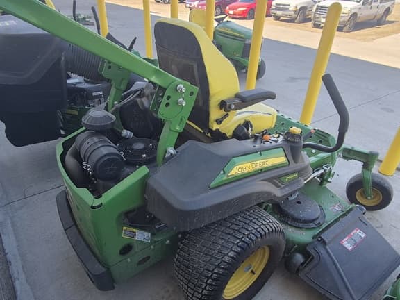 Image of John Deere Z920M Image 1