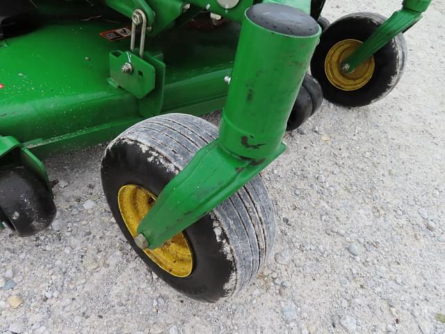 Image of John Deere Z920M equipment image 2