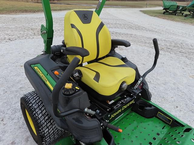 Image of John Deere Z920M equipment image 3