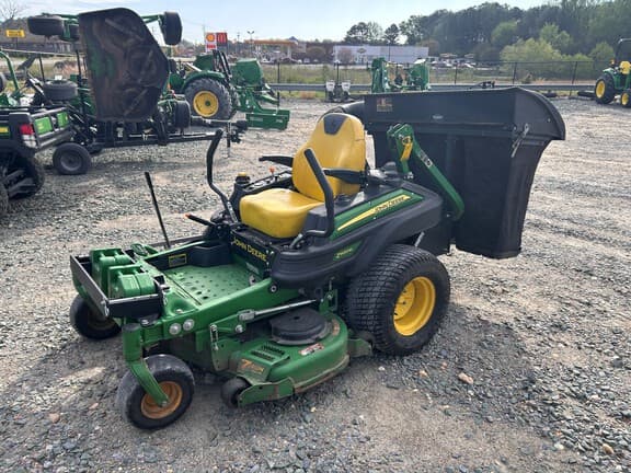 Image of John Deere Z920M equipment image 1