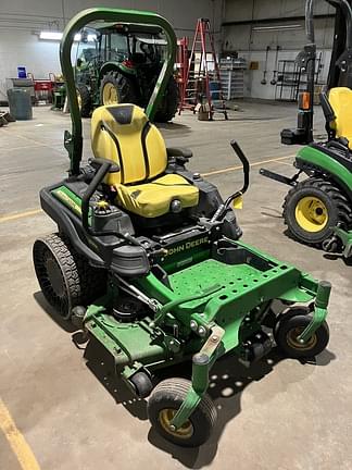 Image of John Deere Z920M equipment image 1