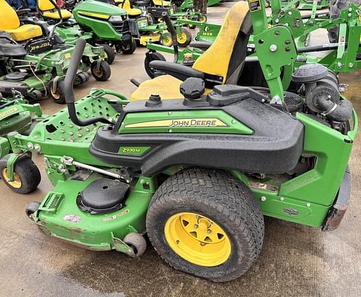 Image of John Deere Z930M equipment image 2