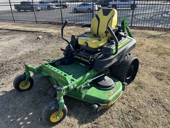 Main image John Deere Z930M