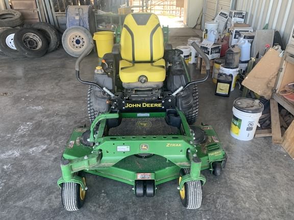 Main image John Deere Z930M