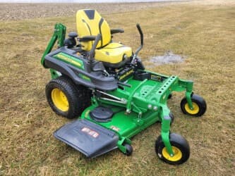 Main image John Deere Z930M