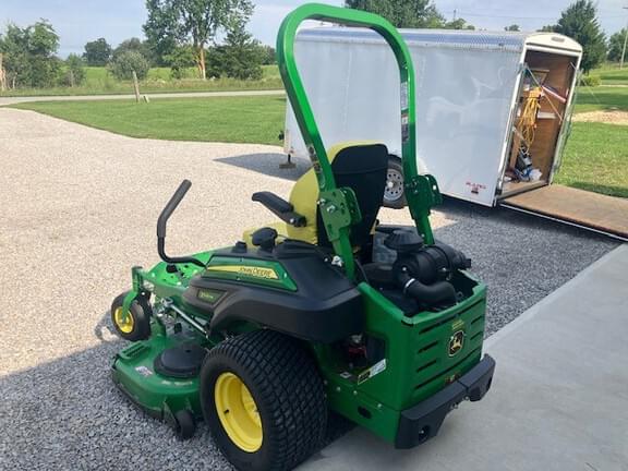 Image of John Deere Z930M equipment image 3