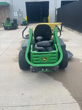 Image of John Deere Z930M equipment image 4
