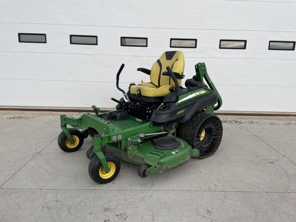2020 John Deere Z930M Equipment Image0