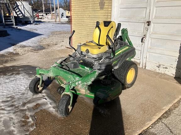 Image of John Deere Z930M equipment image 1