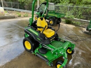 Main image John Deere Z930M