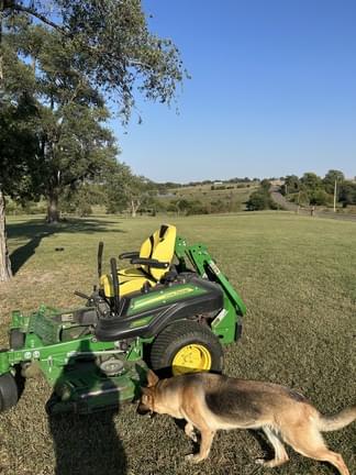 Image of John Deere Z930M equipment image 4