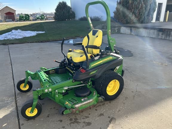 Image of John Deere Z930M equipment image 4