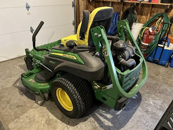 Image of John Deere Z930M equipment image 3