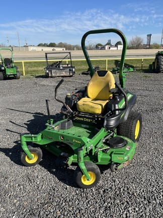 Main image John Deere Z930M