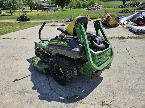 Image of John Deere Z930M equipment image 2