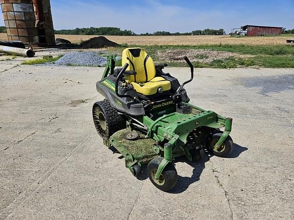 Image of John Deere Z930M equipment image 1