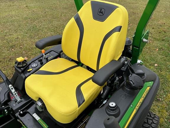 Image of John Deere Z930M equipment image 4