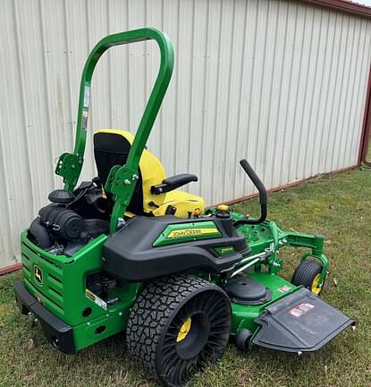 Image of John Deere Z930M equipment image 1