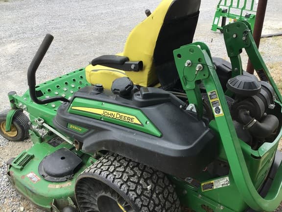 Image of John Deere Z930M equipment image 3