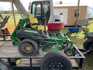 Image of John Deere Z930M Image 0