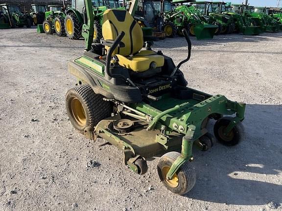 Image of John Deere Z930M equipment image 1