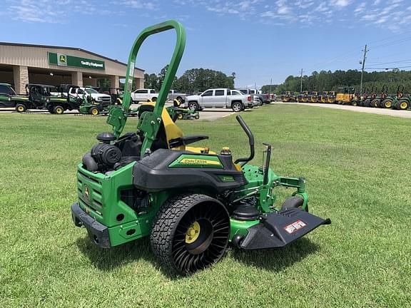 Image of John Deere Z930M equipment image 3