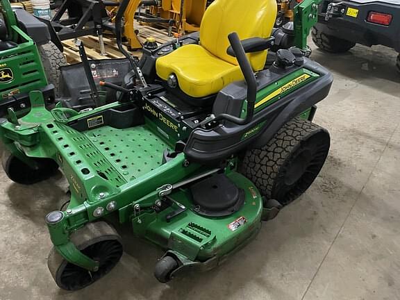 Image of John Deere Z930M equipment image 3