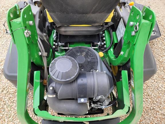 Image of John Deere Z930M equipment image 4