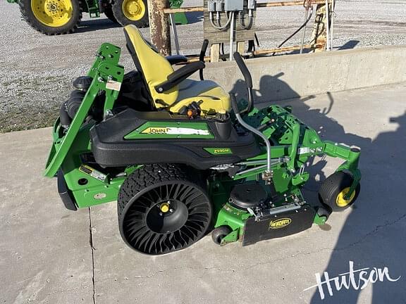 Image of John Deere Z930M equipment image 1