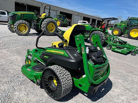 Image of John Deere Z930M equipment image 1