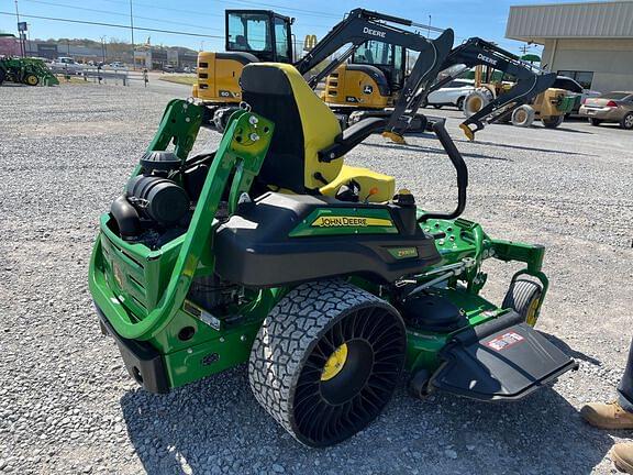 Image of John Deere Z930M equipment image 4