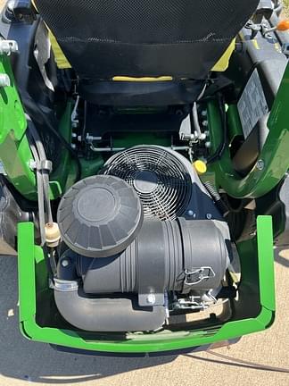 Image of John Deere Z930M equipment image 4