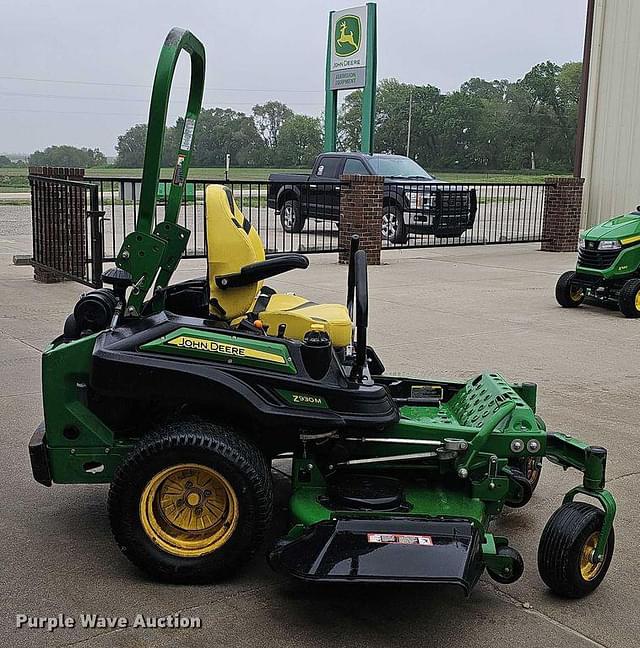Image of John Deere Z930M equipment image 3