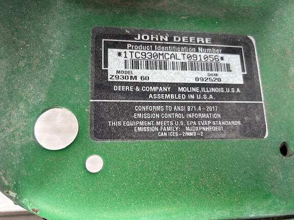 Image of John Deere Z930M equipment image 1