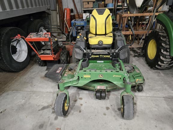 Image of John Deere Z930R equipment image 1