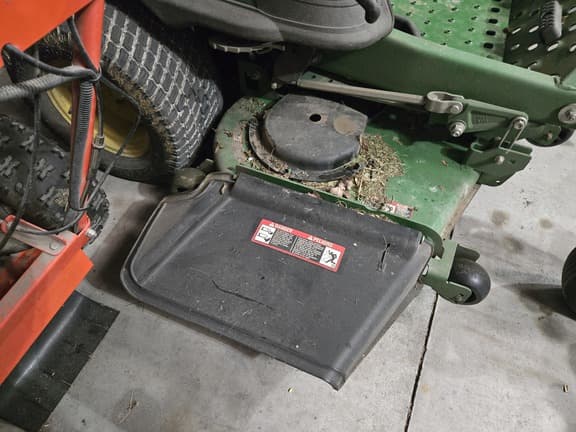 Image of John Deere Z930R equipment image 4