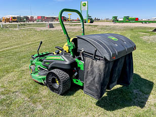 Main image John Deere Z930R 7